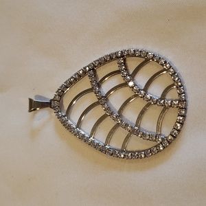 Dije de Plata 925 con zircones Swarosky, forma de Pera,Elegante.Nuevo